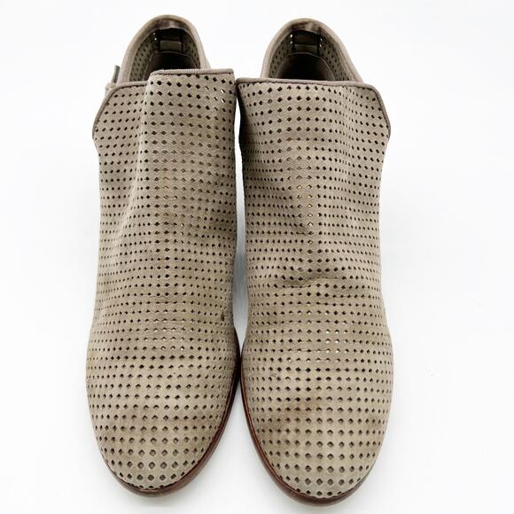 Sam Edelman Womens 9 Paula Perforated Leather‎ Buckle Ankle Boot Putty Suede - Picture 4 of 11